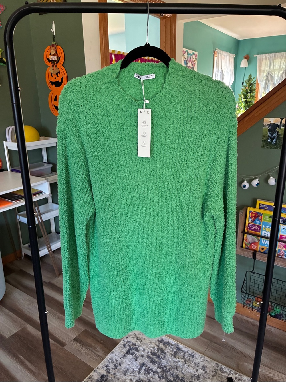 Zara Green Bouclé Crewneck Sweater-M-NWT